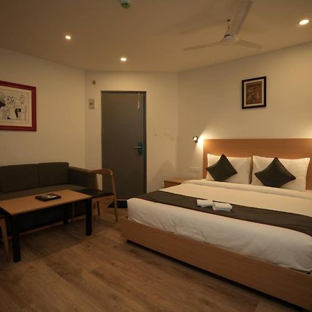 Grand Ganpat Hotel Vellore Ngoại thất bức ảnh